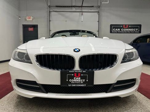 Used 2011 BMW Z4 sDrive30i image 10