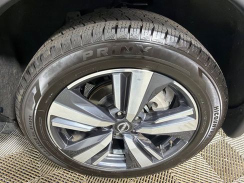 Used 2023 Nissan Rogue SL FWD image 21