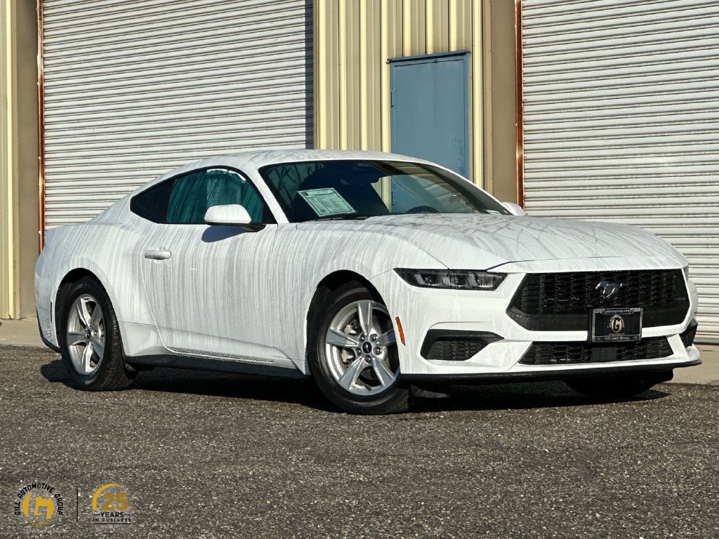 Used 2024 Ford Mustang Coupe RWD image 1