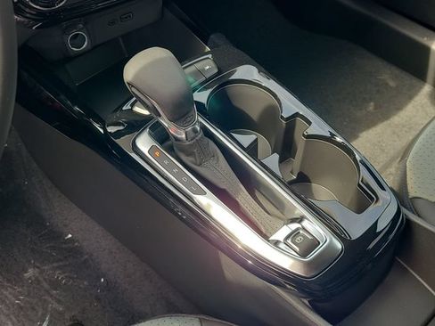New 2026 Chevrolet Trax LT w/ Midnight Edition FWD image 33