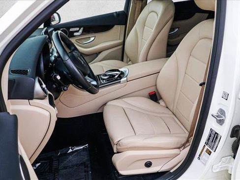 Used 2016 Mercedes-Benz GLC 300 4MATIC image 12