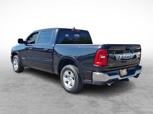 Certified 2025 RAM 1500 Big Horn AWD/4WD image 3