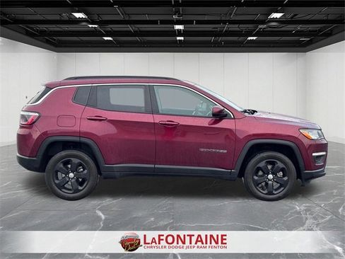 Certified 2021 Jeep Compass Latitude image 6