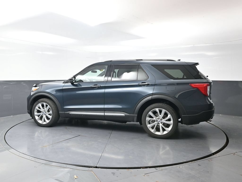 Used 2022 Ford Explorer Platinum w/ Equipment Group 601A AWD/4WD image 9