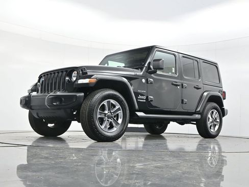 Used 2021 Jeep Wrangler Unlimited Sahara AWD/4WD image 42