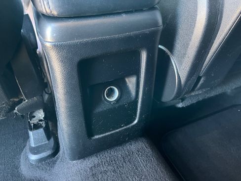 Used 2015 Dodge Journey SXT w/ Flexible Seating Group image 32