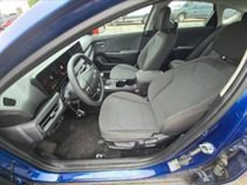 Used 2025 Kia K4 FWD image 13