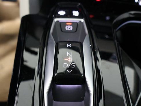 New 2025 Audi Q5 Premium Plus image 3