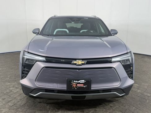 Used 2024 Chevrolet Blazer EV LT AWD/4WD image 2