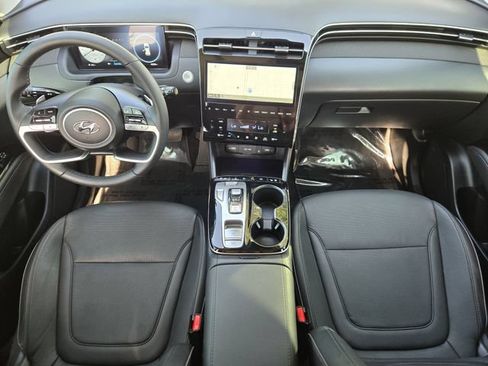 Certified 2024 Hyundai Tucson Limited FWD image 22