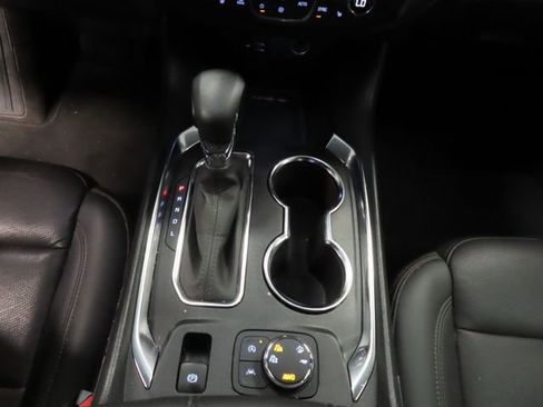 Used 2023 Chevrolet Traverse High Country AWD/4WD image 27