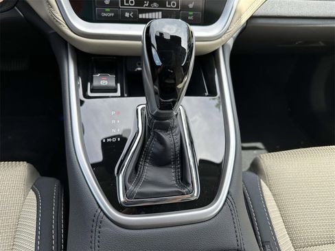 Certified 2025 Subaru Outback Premium image 23
