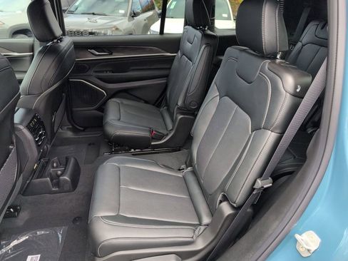 New 2026 Jeep Grand Cherokee L Limited AWD/4WD image 21