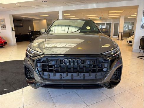 Used 2025 Audi Q8 Premium AWD/4WD image 2