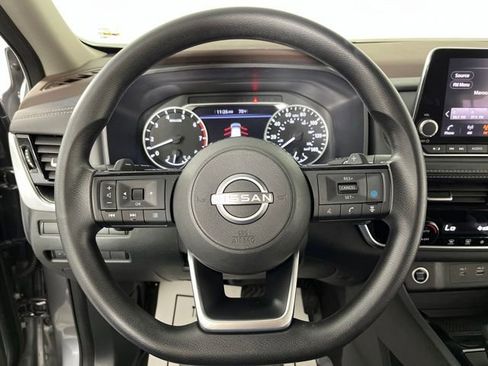 Used 2022 Nissan Rogue SV FWD image 22