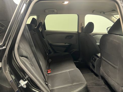 Used 2023 Nissan Rogue S image 16