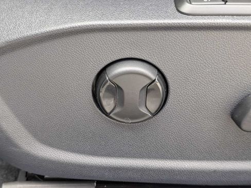 Certified 2026 Volkswagen Jetta SEL FWD image 28