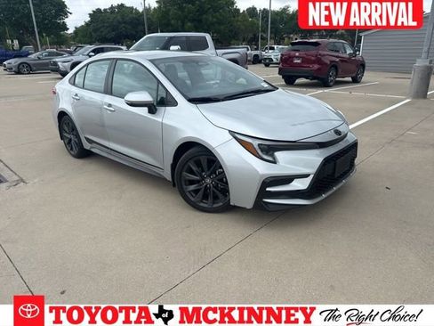 Used 2025 Toyota Corolla SE image 1