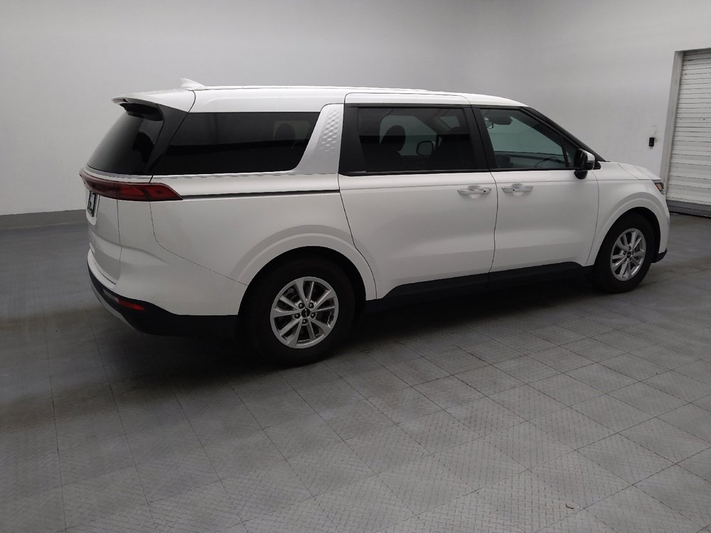 Used 2023 Kia Carnival LX FWD image 10