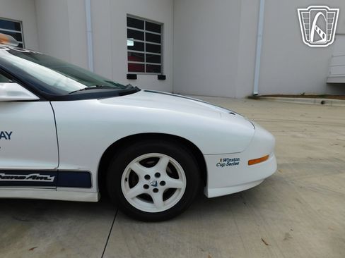 Used 1994 Pontiac Firebird Coupe RWD image 34