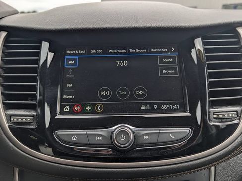 Used 2019 Chevrolet Trax LT FWD image 25