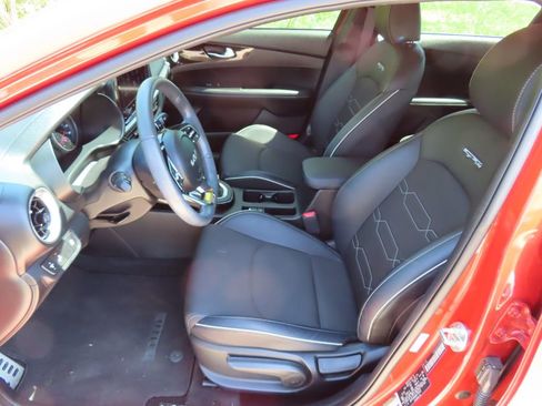 Certified 2024 Kia Forte GT-Line FWD image 23
