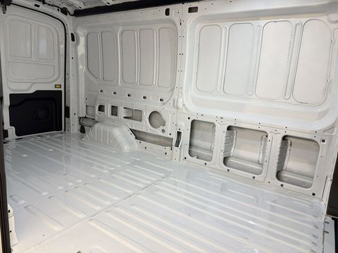 New 2026 Ford Transit 250 148 Medium Roof RWD image 24