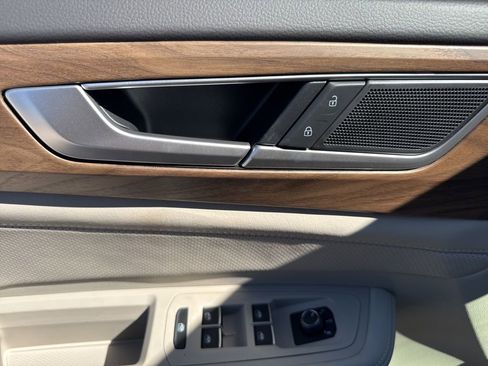 New 2026 Volkswagen Atlas SE image 20