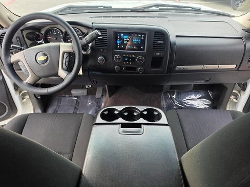 Used 2013 Chevrolet Silverado 1500 LT image 34