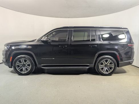 Used 2022 Jeep Wagoneer Series III w/ Flexible Seating Group RWD image 4
