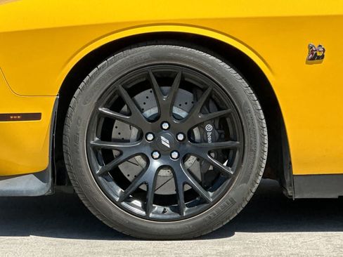 Used 2018 Dodge Challenger R/T Scat Pack RWD image 12