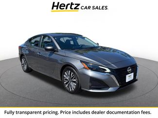 Used 2025 Nissan Altima 2.5 SV FWD video 1