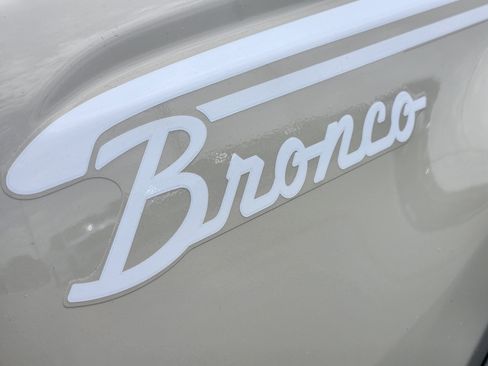 New 2026 Ford Bronco Heritage Edition AWD/4WD image 9