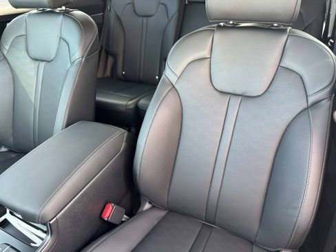 New 2026 Kia Sorento S image 16