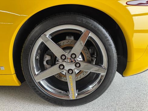 Used 2007 Chevrolet Corvette Coupe w/ Preferred Equipment Group RWD image 43