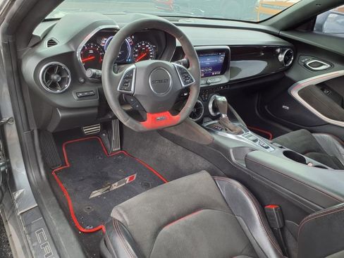 Used 2019 Chevrolet Camaro ZL1 image 11