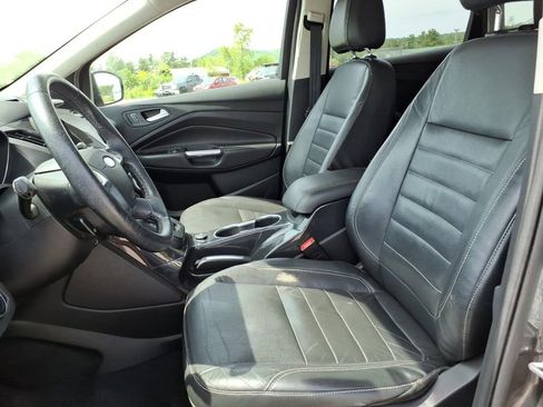 Used 2015 Ford Escape Titanium w/ Equipment Group 301A AWD/4WD image 14