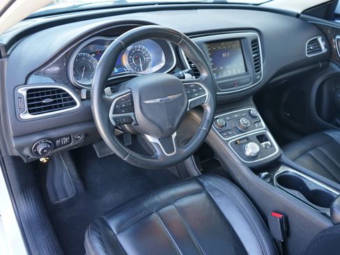 Used 2015 Chrysler 200 C w/ Navigation & Sound Group I image 16