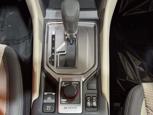 Used 2023 Subaru Forester Premium AWD/4WD image 18