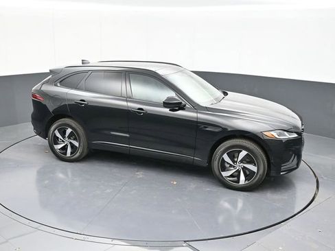 Used 2026 Jaguar F-PACE R-Dynamic S image 61