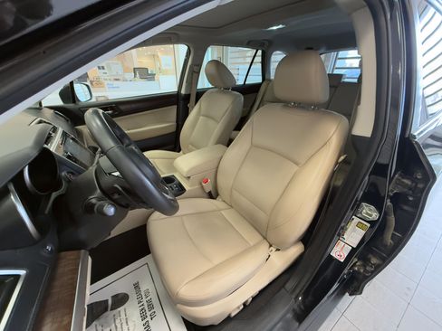 Used 2018 Subaru Outback 2.5i Limited image 21