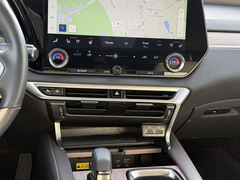 Used 2023 Lexus RX 350 AWD image 18