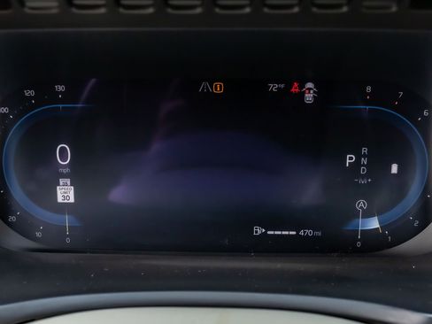 Used 2025 Volvo XC90 B6 Ultra w/ Protection Package Premier image 15