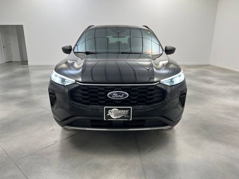 Used 2025 Ford Escape ST-Line AWD/4WD image 2