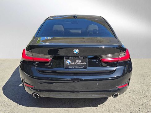 Used 2021 BMW 330i Sedan w/ Convenience Package RWD image 4
