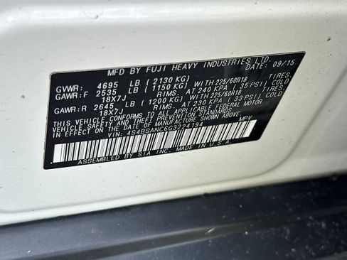 Used 2016 Subaru Outback 2.5i Limited AWD/4WD image 30