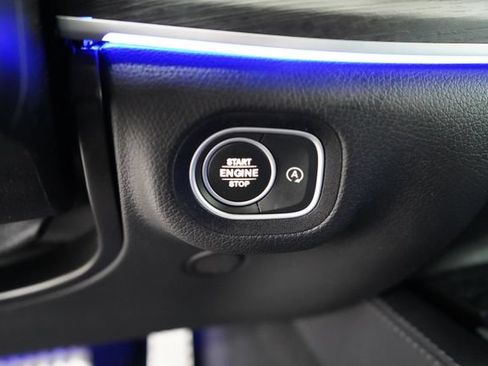 Used 2023 Mercedes-Benz GLS 450 4MATIC image 25