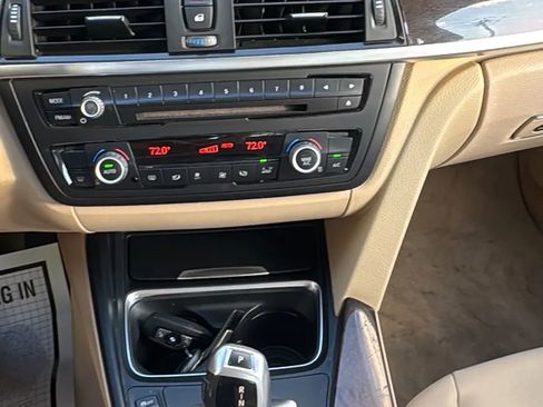 Used 2015 BMW 320i 320i Sedan 4D image 60