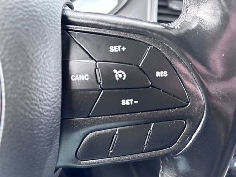 Certified 2023 Dodge Charger SXT image 18