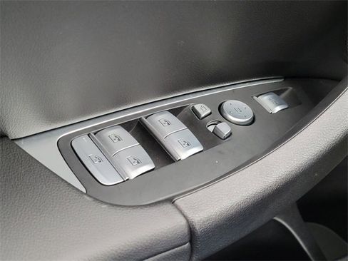 Used 2024 BMW X3 M40i w/ Parking Assistance Package image 40